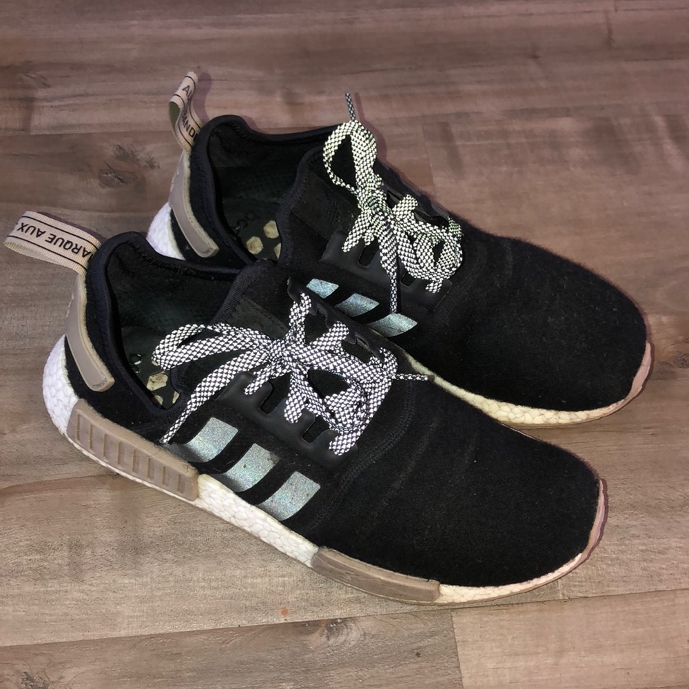 GUC Mens Adidas NMD sneakers size 9.5 - Picture 4 of 8